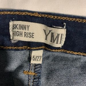 dark wash skinny jeans